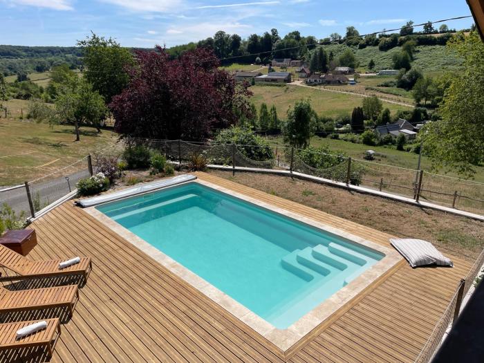 Cottage de charme avec piscine et vue panoramique - 6-8 pers Pays dAuge