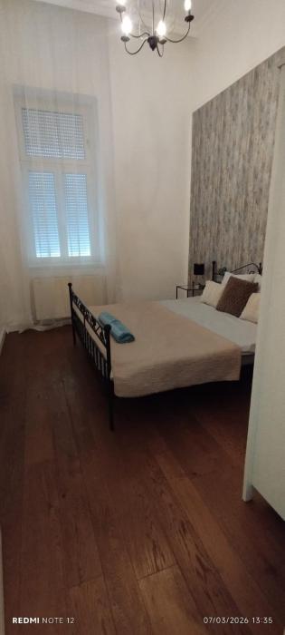 Spacious Modern 2 bedrooms apartment in the city Center