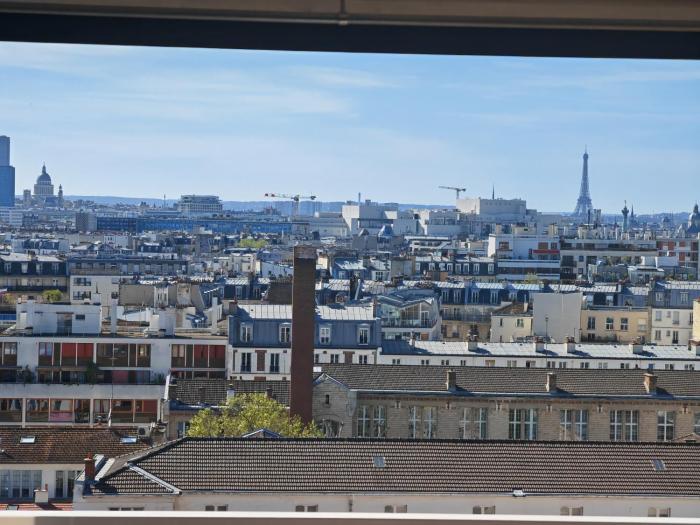 Appartement familial avec vue sur les grands monuments de paris