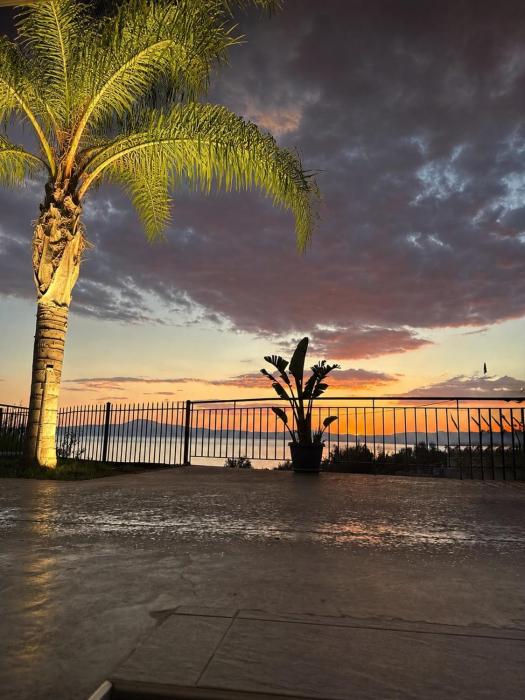 JTverga SEA VIEW HOMES A3 with Parking