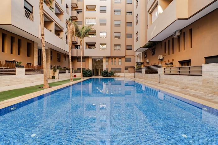 Premium Central Modern Flat Sun &Pool Wifi& PS4