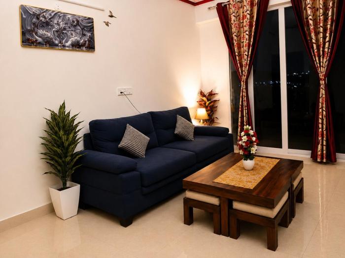 Elegant and Spacious Home Perfect for Couples & Travllers
