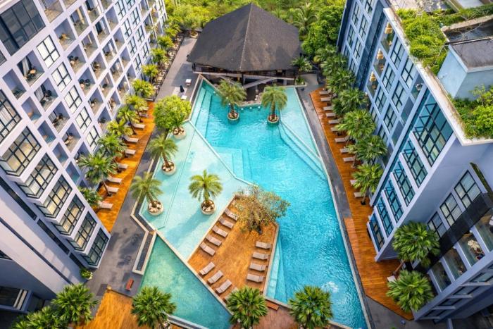 Suite Vista 1BR Rooftop Pool Citygate Kamala