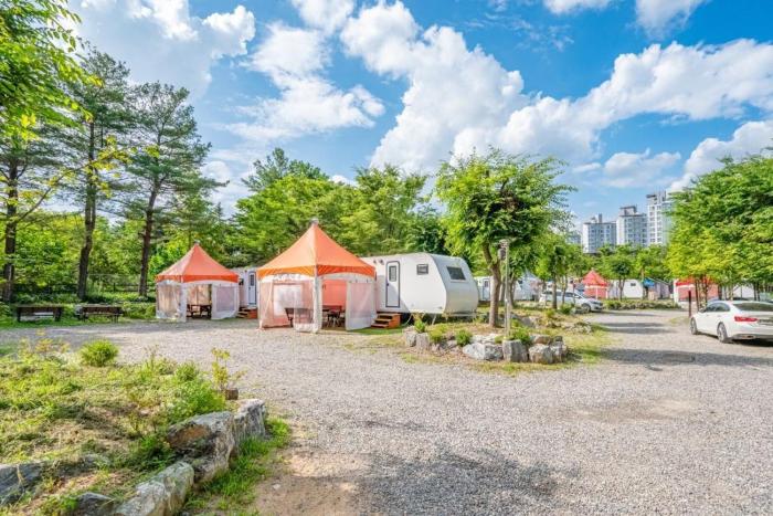 Suwon Solnaeum Camping