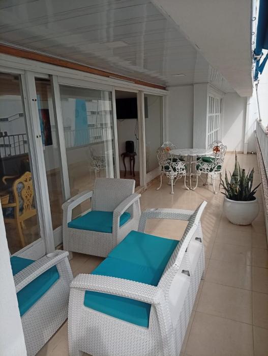 Apto Penthouse Vacacional El Laguito - Edificio Gloria