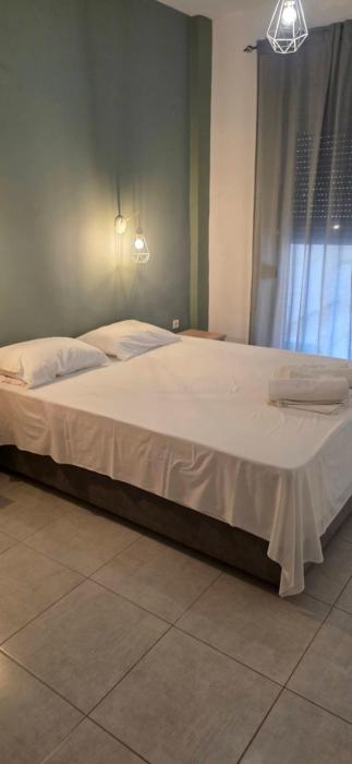 Artemis apartment