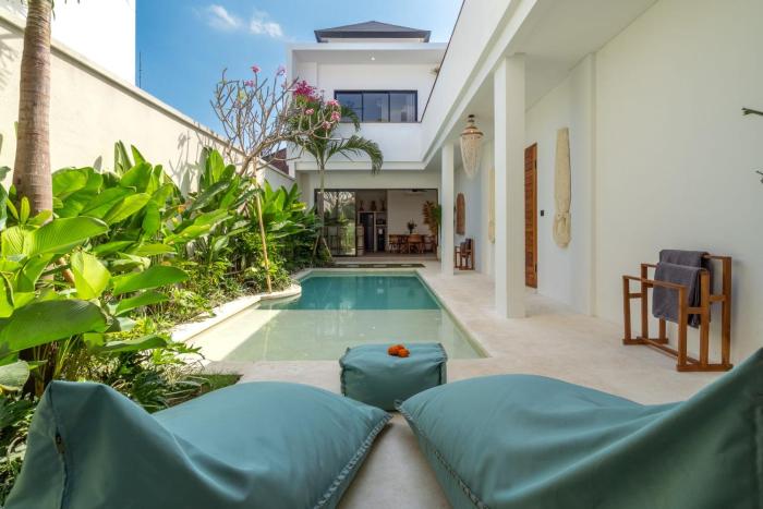 Villa Puligny - Stylish 2BR Haven in Canggu