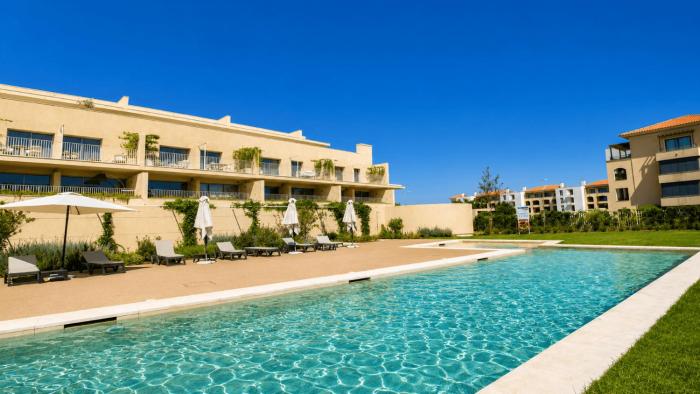 The Nine Aurum Sky by Cleverdetails in Vilamoura
