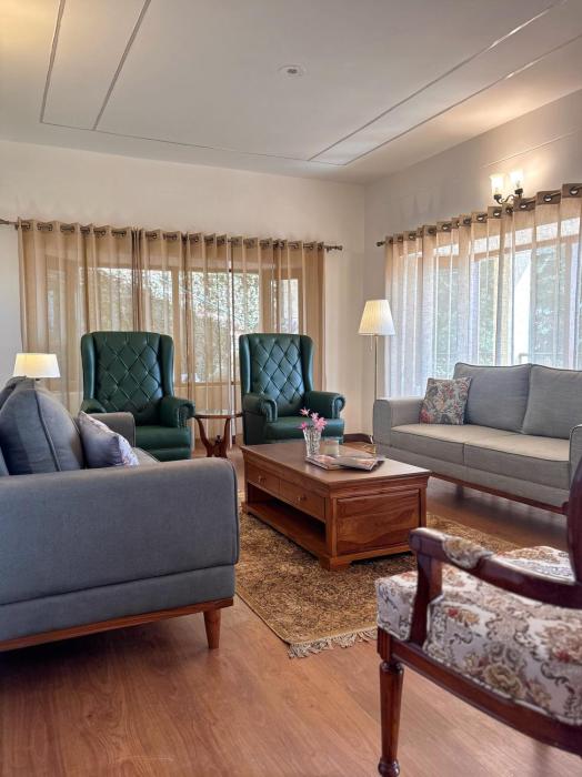 Camelot Cottages - Luxury 4BHK Villa in the Kasauli Hills