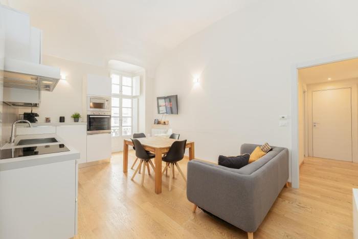 Trilo 2BR Palazzo Reale