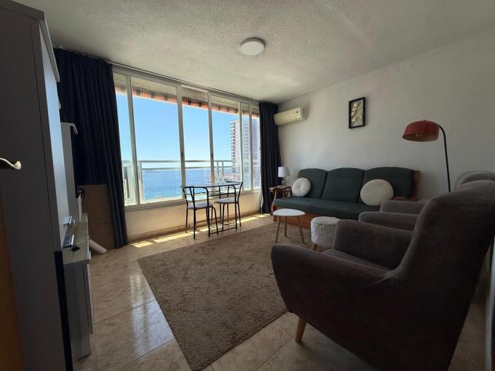 Apartamento en Avenida Mediterráneo con piscina