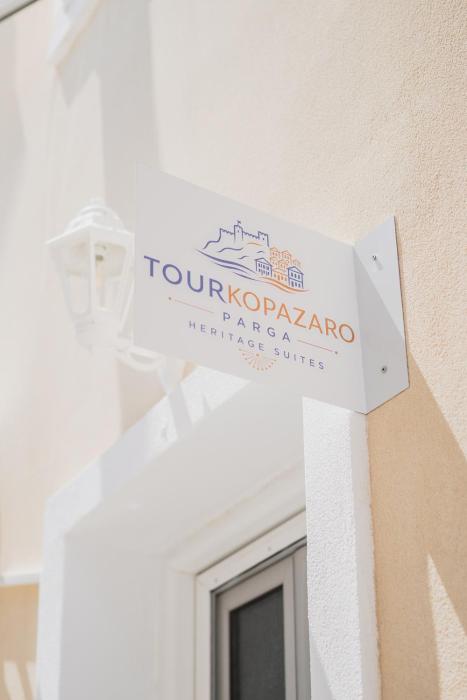 Tourkopazaro Aura
