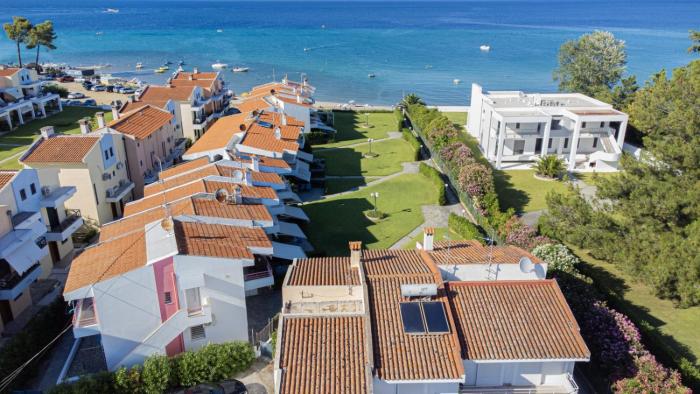 Sea Whisper Apartment by RentalsPro - Pefkohori Halkidiki