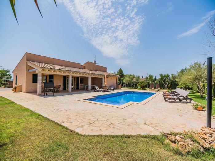Peaceful Country Villa in Sa Pobla