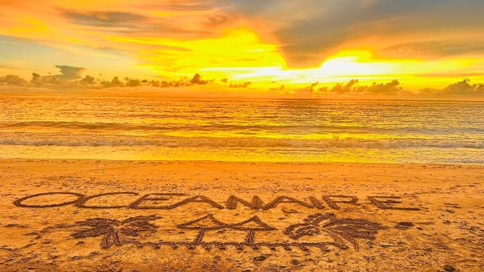 Oceanaire Beach Resort ELYU