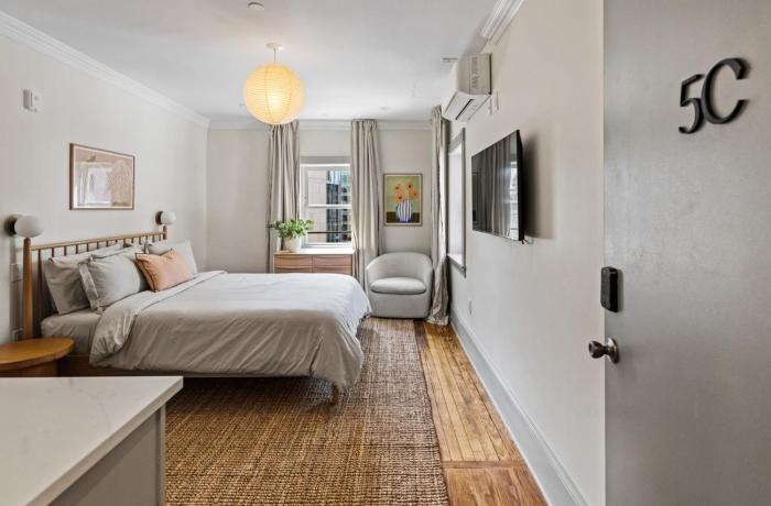 Suite 5C at Maison Dupont a Dupont Circle Inn