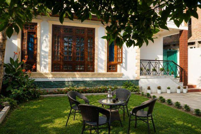 Spacious 2BHK Family Villa with Private Garden