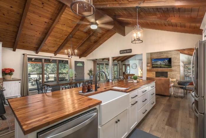 Fairgrounds Farmhouse