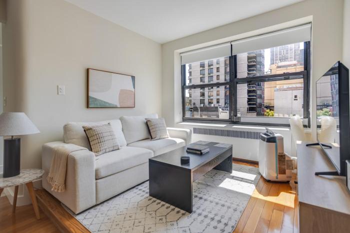 Blueground Lenox Hill view nr Central Park NYC-2256