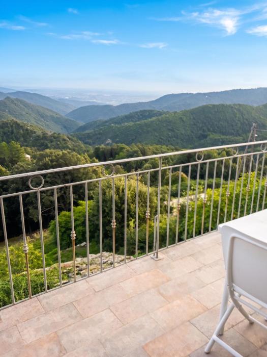 Appartement charmant à Isolaccio-Di-Fiumorbo, 55m², balcon