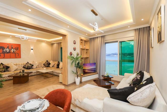 2-Bedroom Apartment with Sea View in Malabata