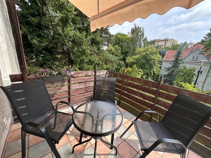 Apartament 3-pokojowy z tarasem w willi, 95m2