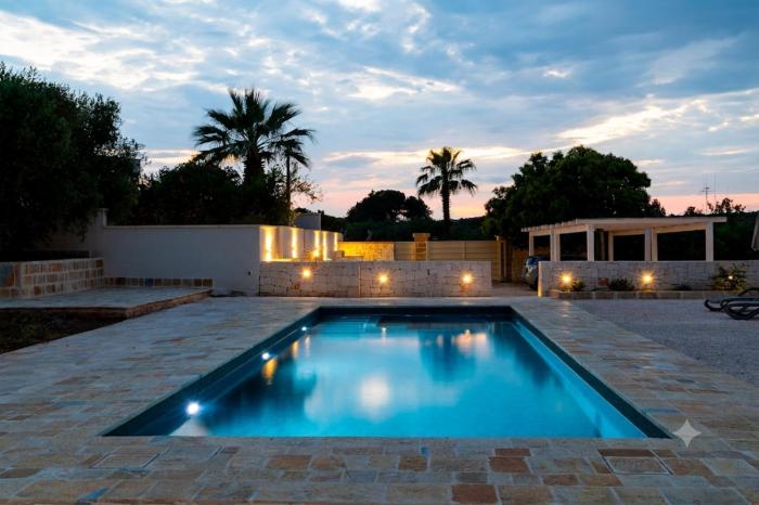Ostuni villa panoramica con piscina Monte Mirto
