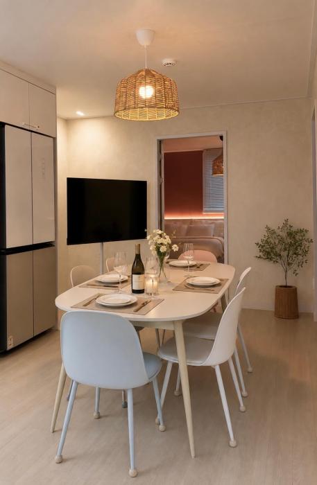ntire House near Dongdaemun Naksan Park Cinema Room 6 Guests