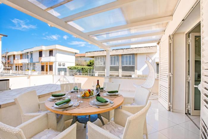Casa Patino - Villa in Torre del Lago - Happy Rentals