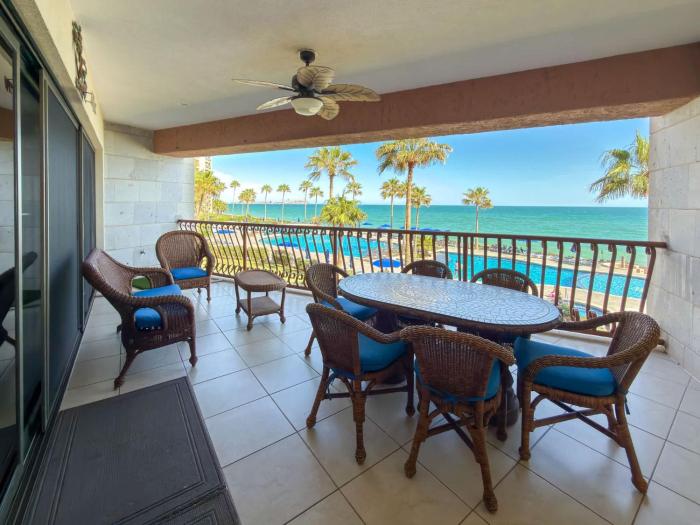 Wake Up to the Sea Oceanfront Retreat W207
