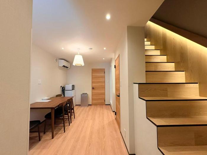 青葉邸-KOMOREBI 30-Second Walk to Kuromon Market 3BR 3Bath Japanese Private House