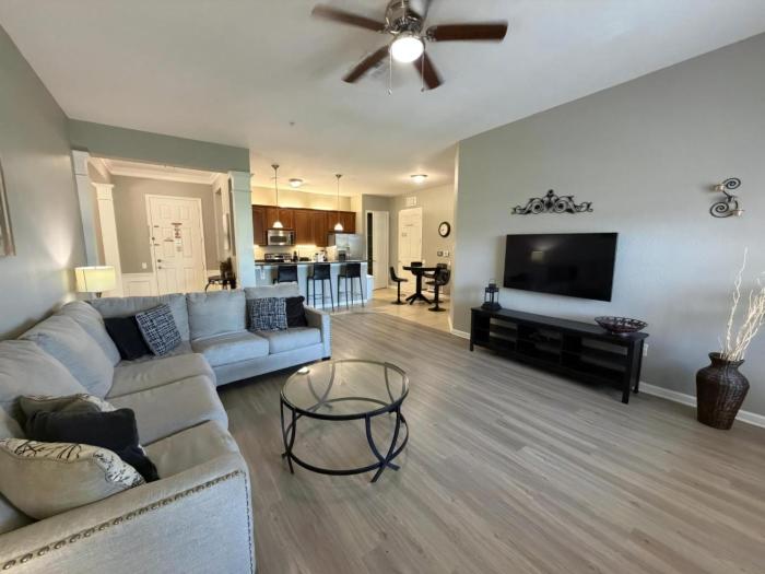 3 Bd 2 Ba Vista Cay 5048-401 Sl