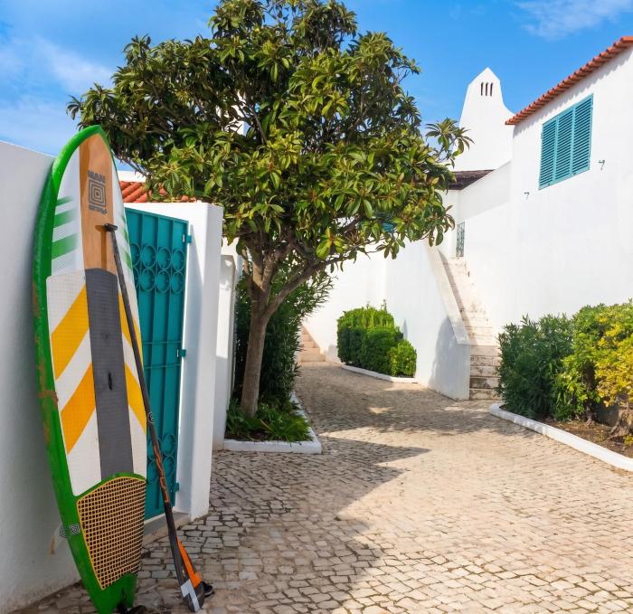 Bright family house in Alvor with stunning sea view