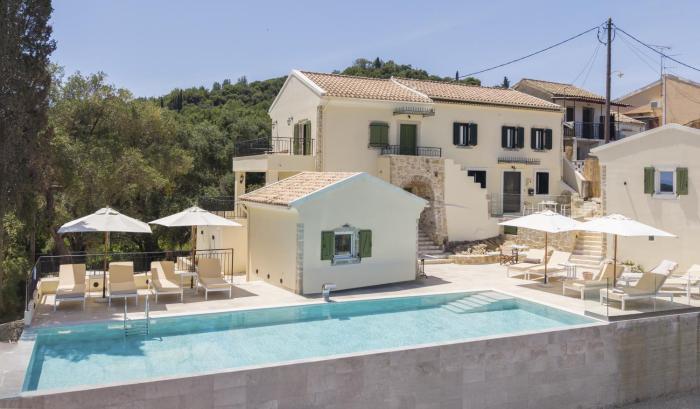 Lithos Courtyard Corfu Private infinity pool - sweeping views