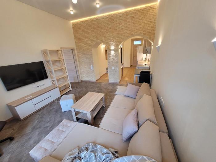 Renovated, Classic, high ceiling apartment in the historic center of Odesa