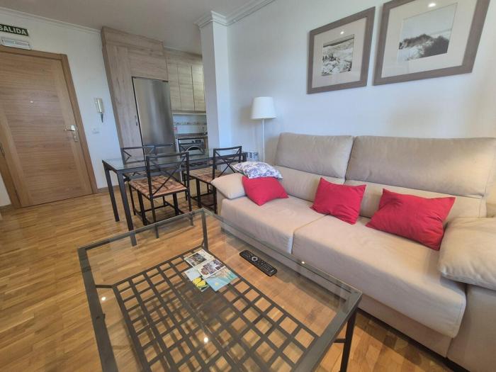 R2R - Apartamento en Puerto de Vega - 45A01