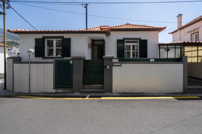 Luz do Sol Spacious & Welcoming