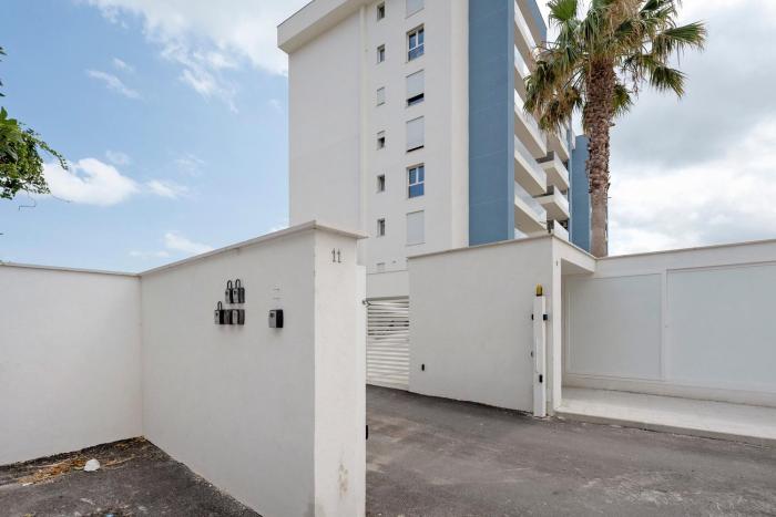 U Gnore Apartment