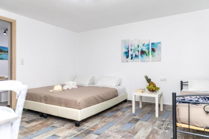 Luxury Naxos Suites Superior Apartment With Balcony Steps Away From