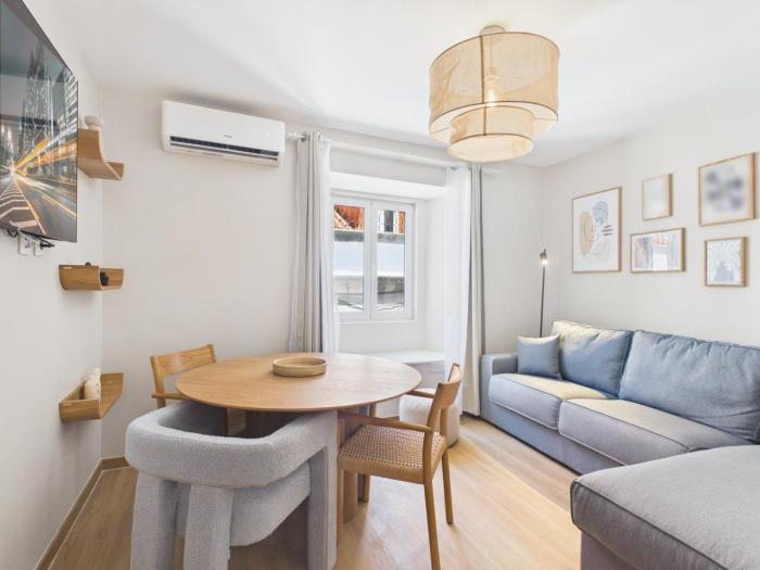 Brand-New 1BR w AC – Príncipe Real | By Airnest