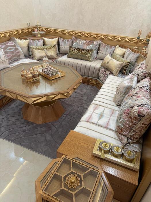 Elegant Beach Apartment with pool and terrace
