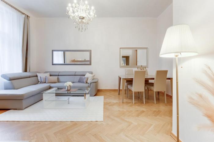 Old Town Royal Two Bedroom Apartment