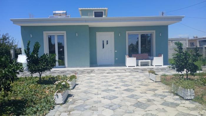 Pako house