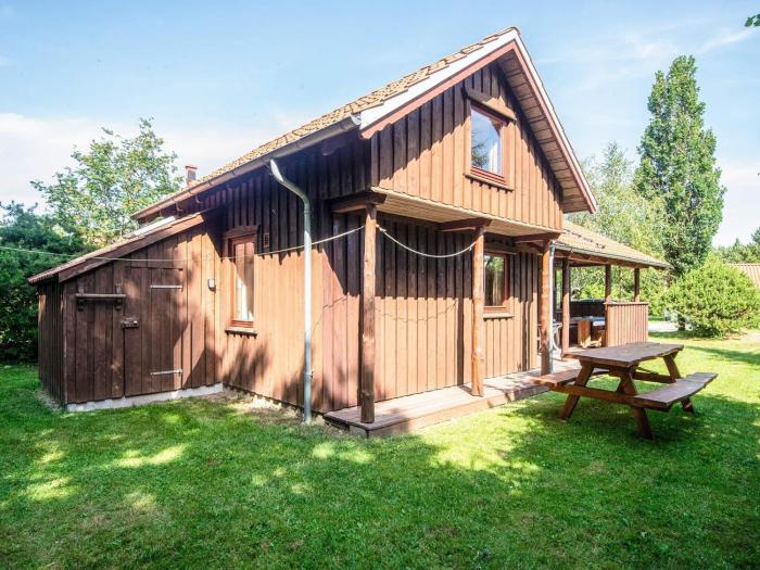 8 person holiday home in Hovborg-By Traum