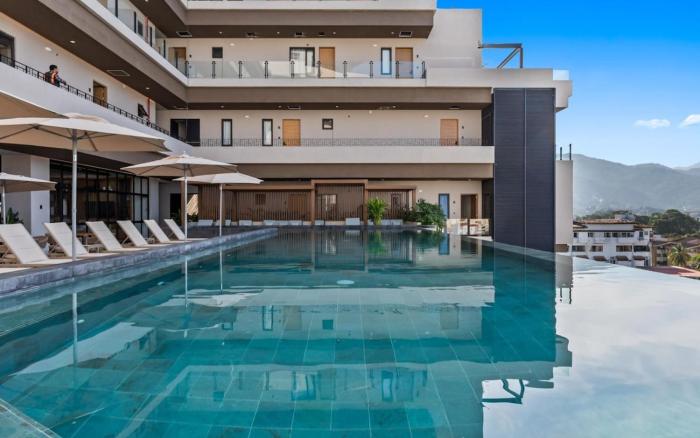 Magnificent Apartment With Beatiful Views