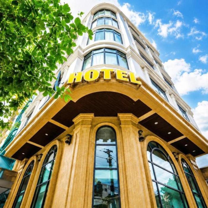 Vương Trùng Dương Hotel Quảng Ninh