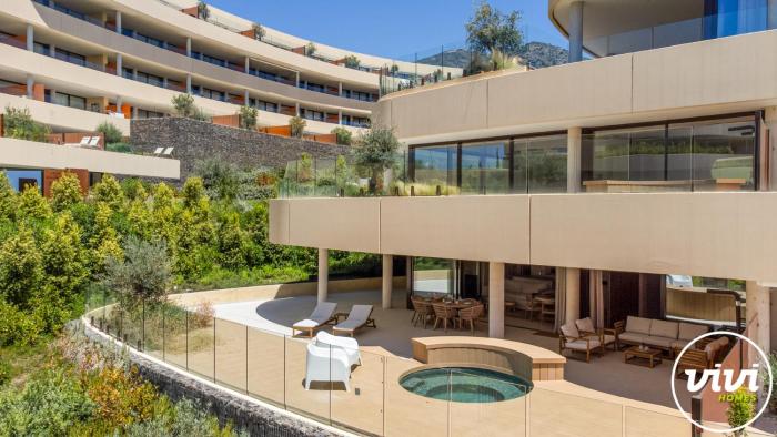 ViVi Homes - Brinkmann - Modern - Plunge Pool - Terrace