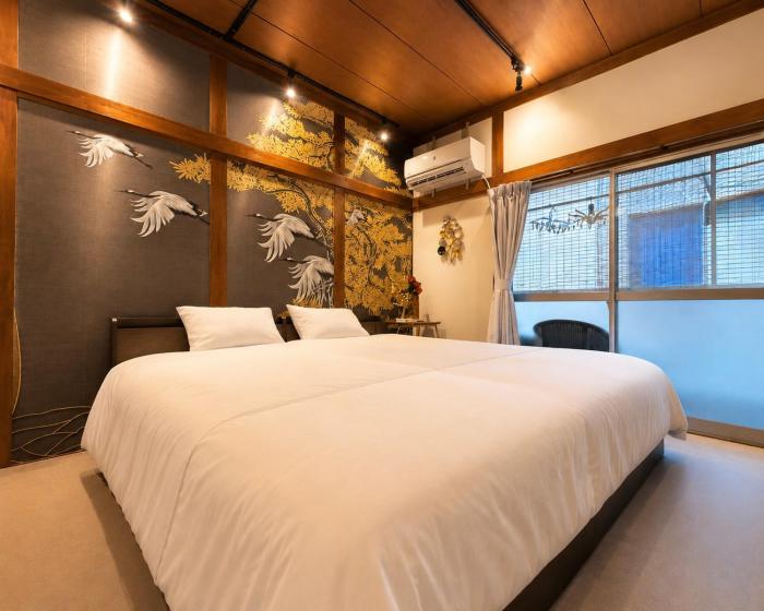 Private House 4K Cinema & Wide King Bed - Nagomi Art Osaka -