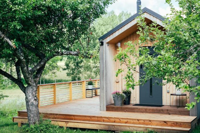 Suur Muna Apple Garden Tiny Houses
