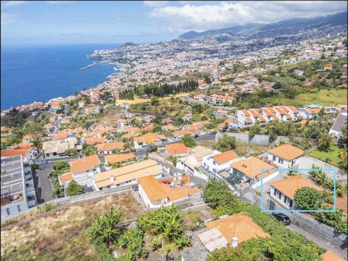 Funchal Sea View - By WeHostMadeira